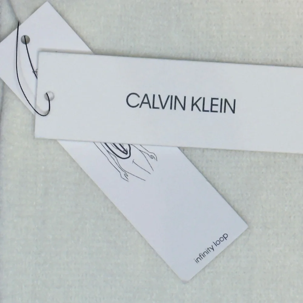 NWT Calvin Klein infinity loop Scarf with Logo Accent